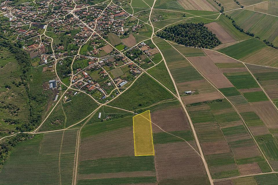 Süloğlu Tatarlar'da Yerleşim Sınırına Bitişik 7.447 m² Tek Tapu Arazi