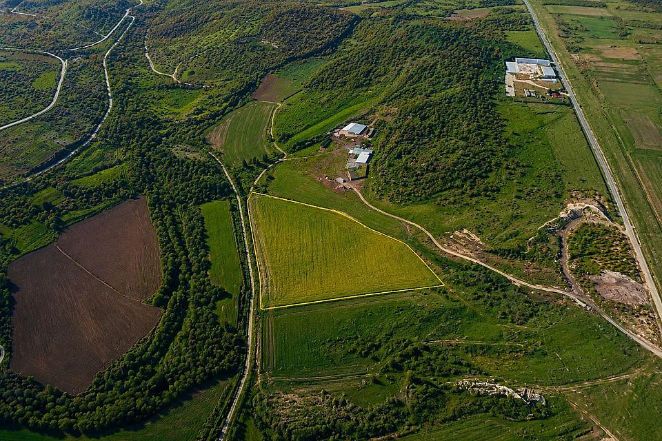 Süloğlu Cumhuriyet'te İmarın Yanında 16.576 m² Tek Tapu Arazi