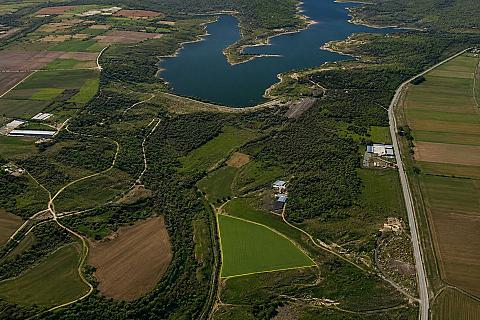 Süloğlu Cumhuriyet'te İmarın Yanında 16.576 m² Tek Tapu Arazi