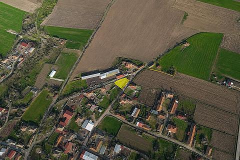 Süloğlu Yağcılı'da Köy İçinde 383 m² İmarlı Arsa 