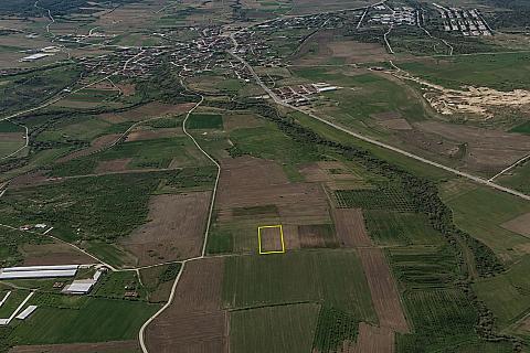 Süloğlu Yenimahalle'de İmarın Yanında 3.992 m² Tek Tapu Arazi