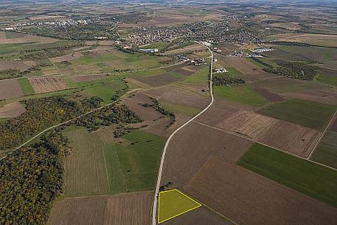 Süloğlu Şafak'ta Ana Yola Komşu 6.360 m² Tek Tapu Arazi