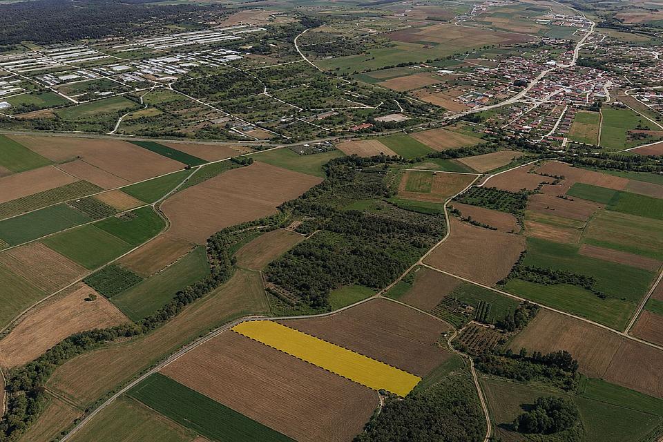 Süloğlu Şafak'ta 7.152 m² Tek Tapu Arazi