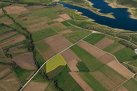 14,802 m² Single-Title Land with Main Road Frontage in Yenimahalle, Süloğlu